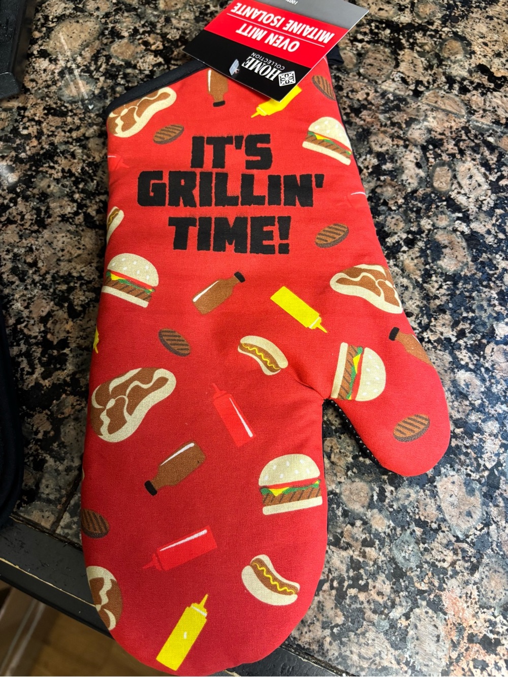 Red "It's Grillin' Time!" Oven Mitt & 2 Pot Holders